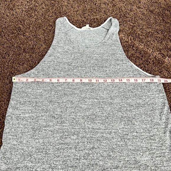 Aritzia Wilfred Free Ornella Long Gray Top size M - Picture 8 of 9